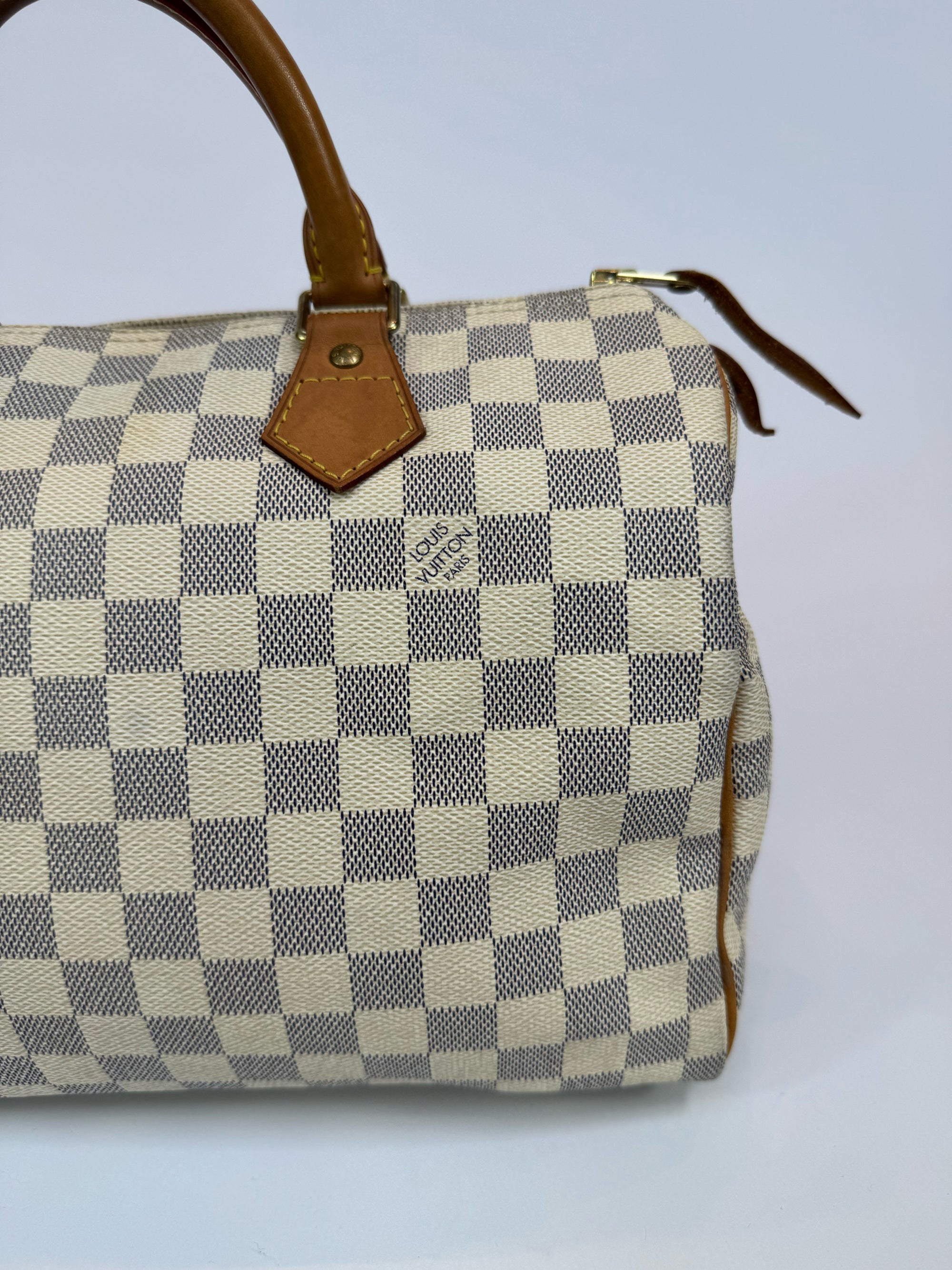 Louis Vuitton speedy