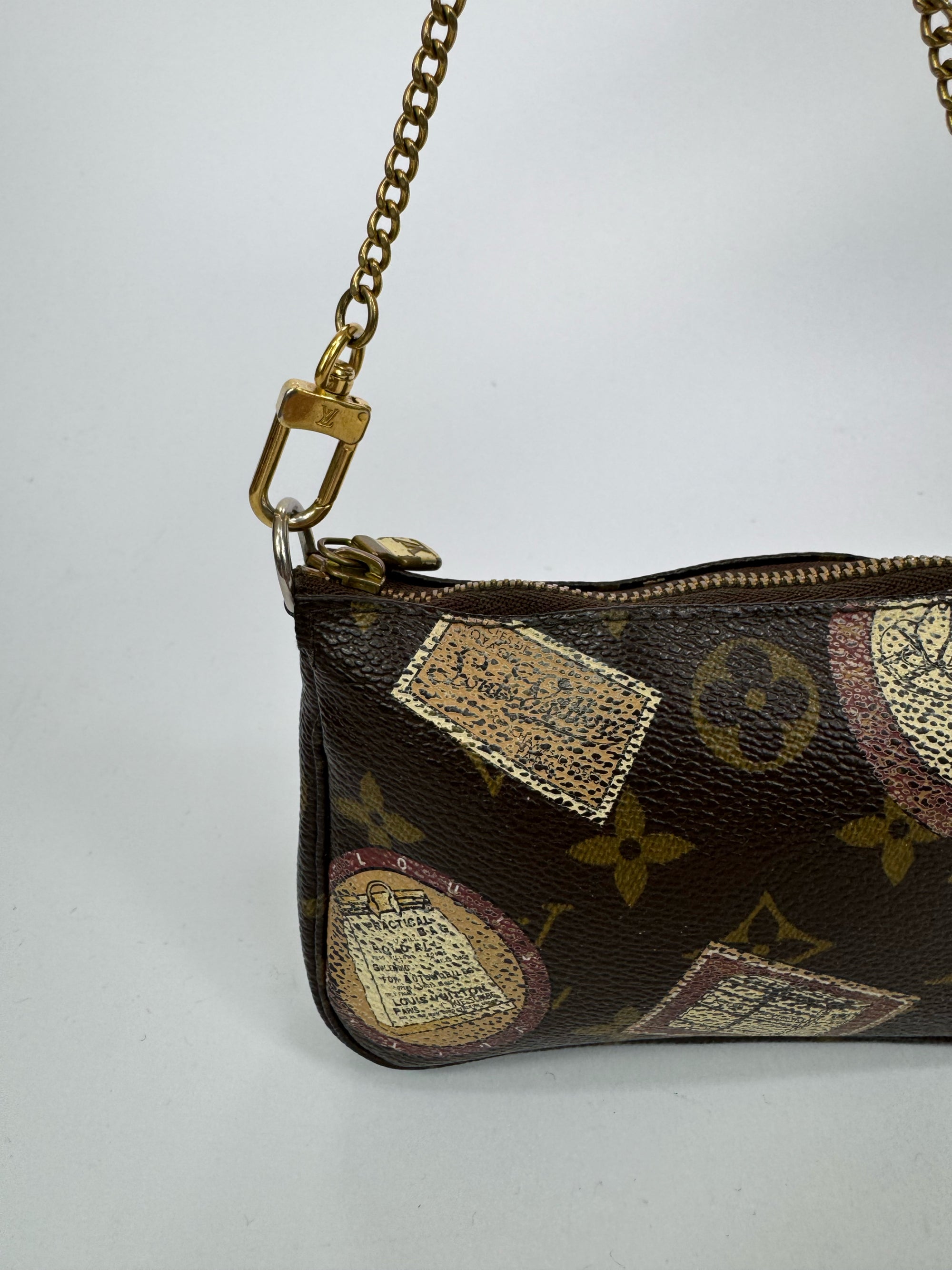 Louis Vuitton pochette