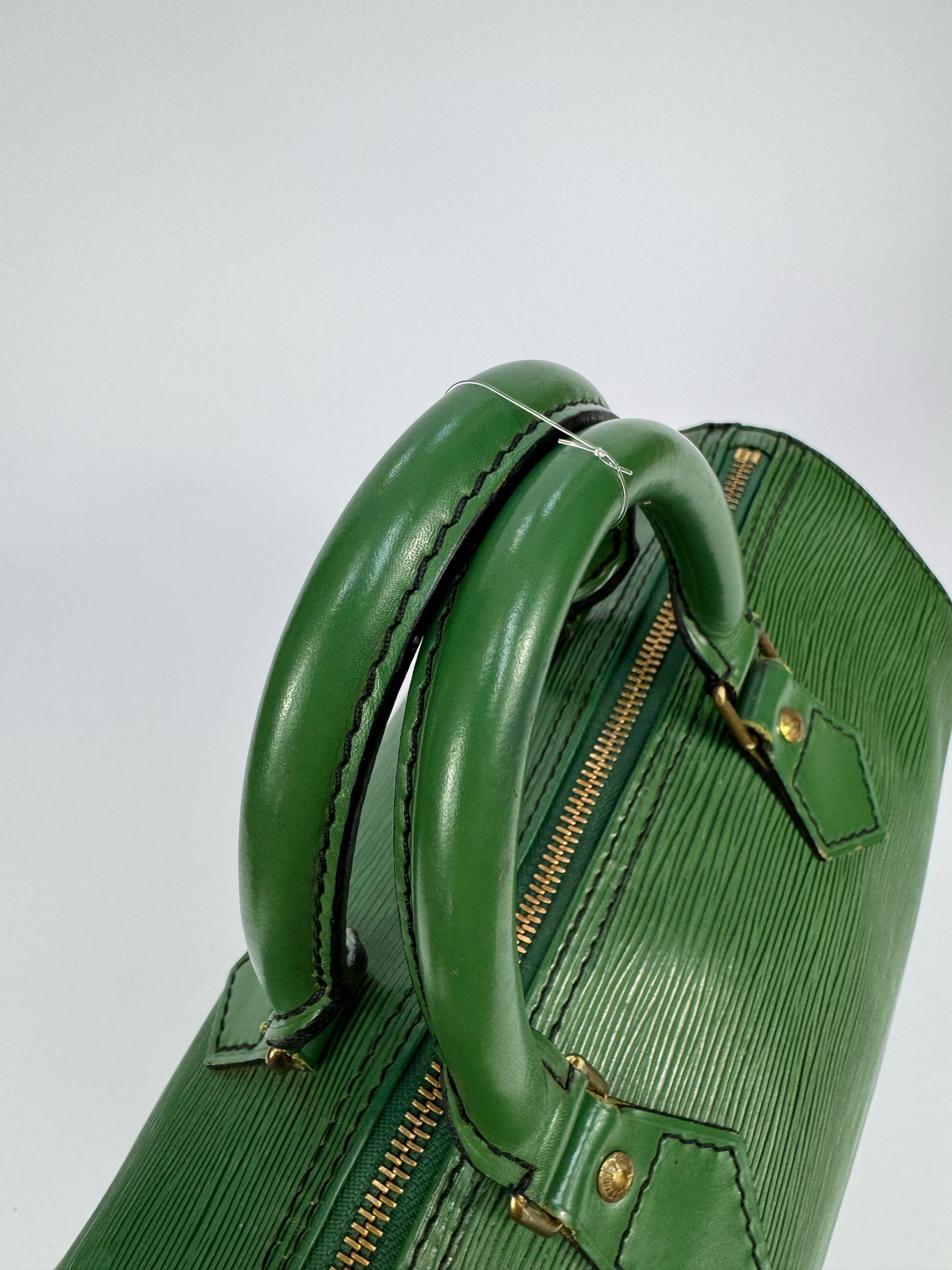 Louis Vuitton Speedy