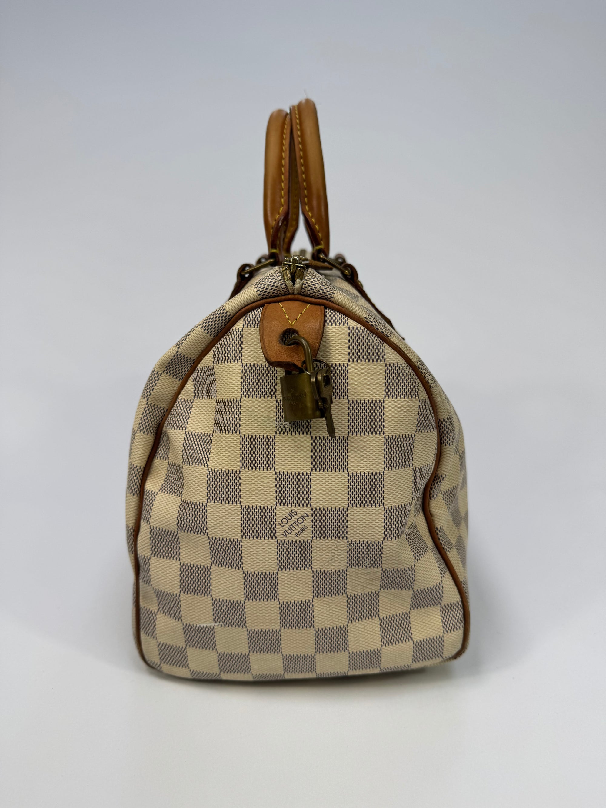 Louis Vuitton speedy