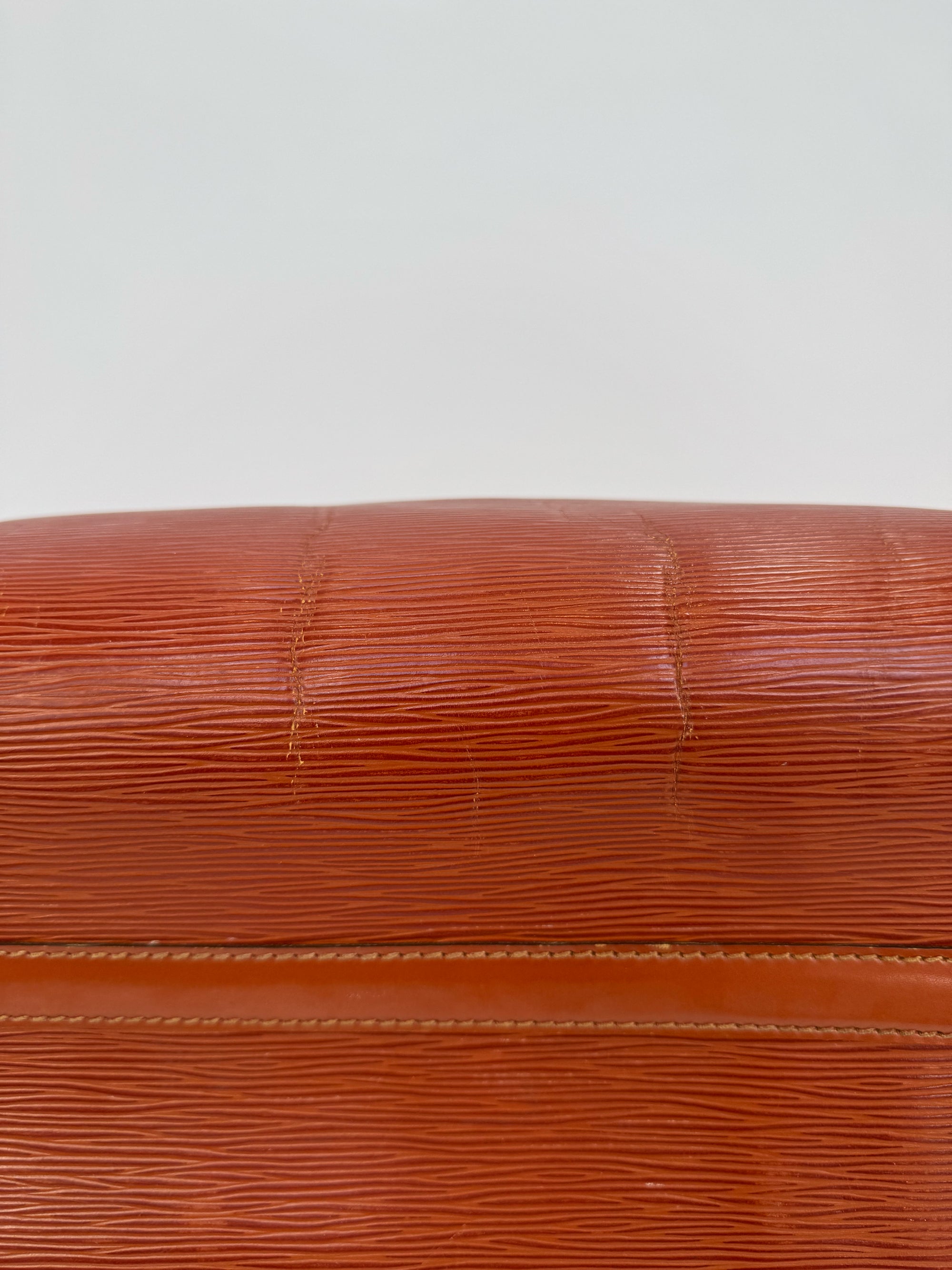 Louis Vuitton speedy