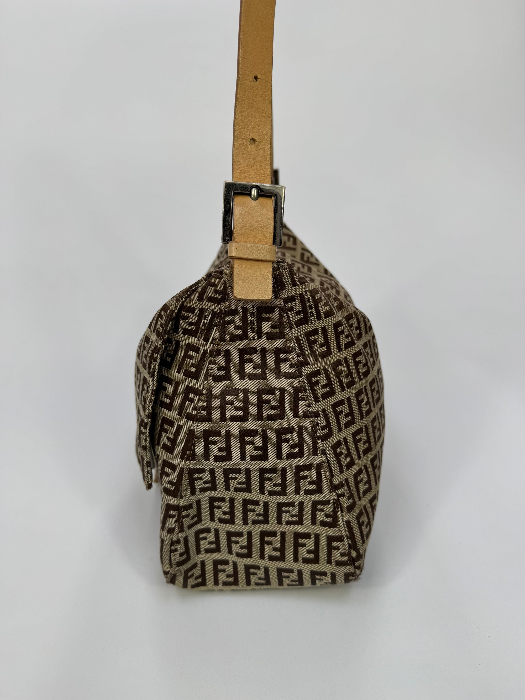 Fendi mamma baguette monogram