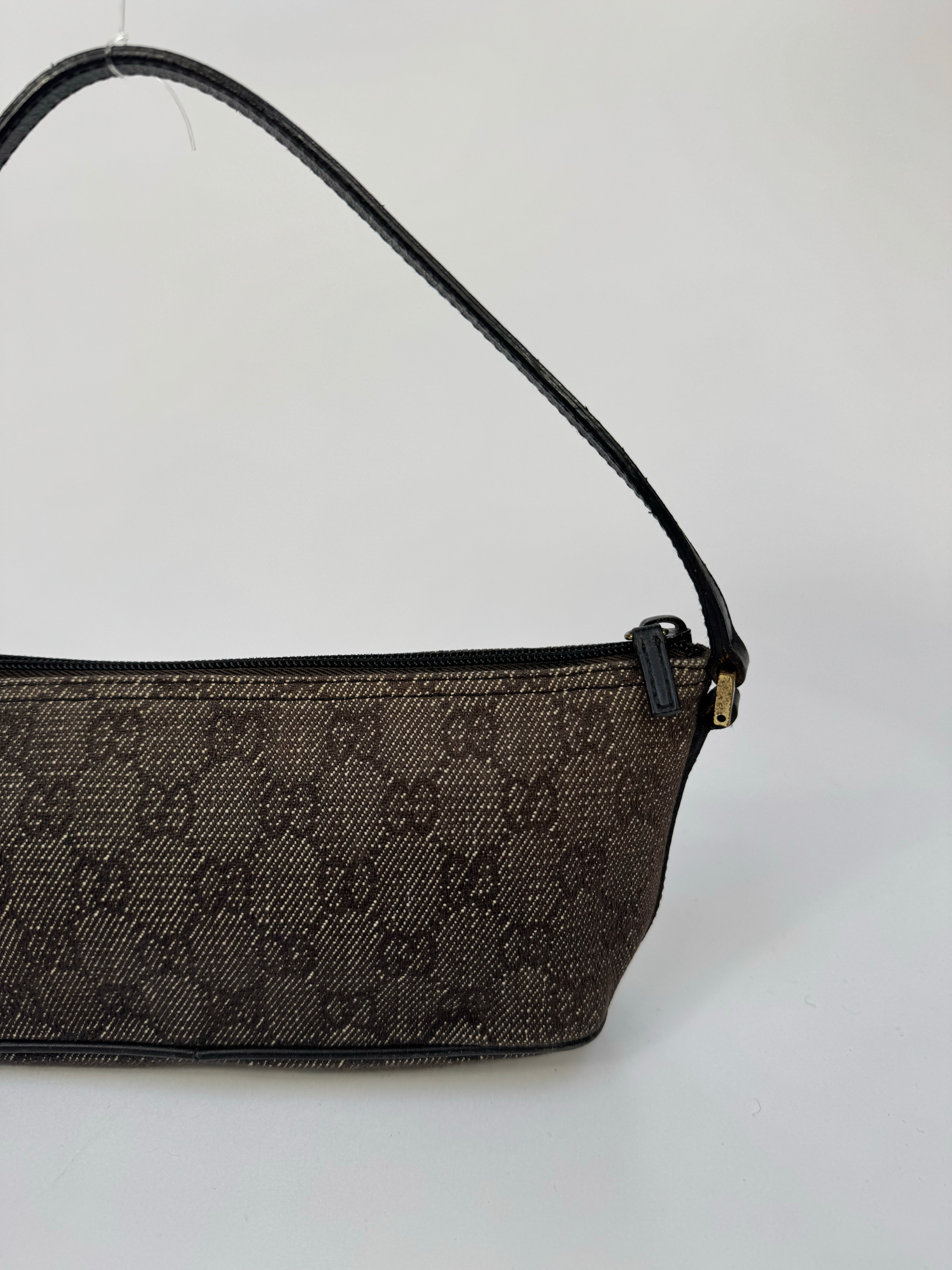 Gucci Baguette